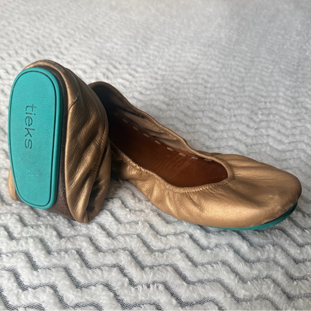 Tieks by Gavrieli Gold Metallic Leather Ballet Flats Comfort Foldable Shoes Sz 9